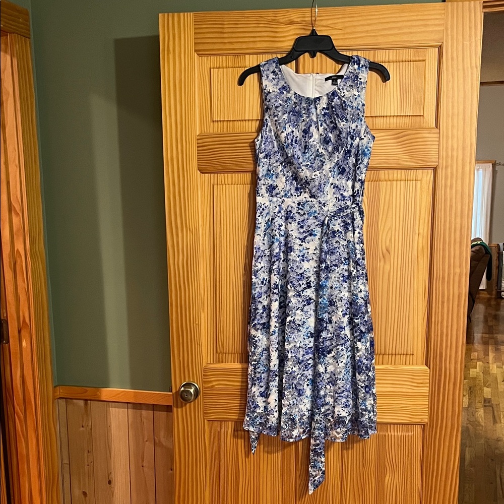 R&K Blue and White Floral Midi Dress